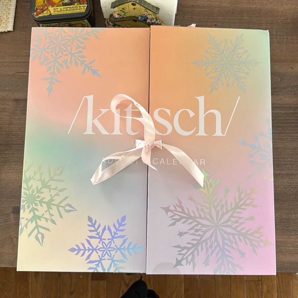 2024 Kitsch EMPTY Advent Calendar.  Make your own Advent !